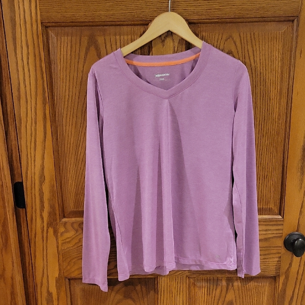 Xersion Heathered Purple V-Neck Technical Top In XL